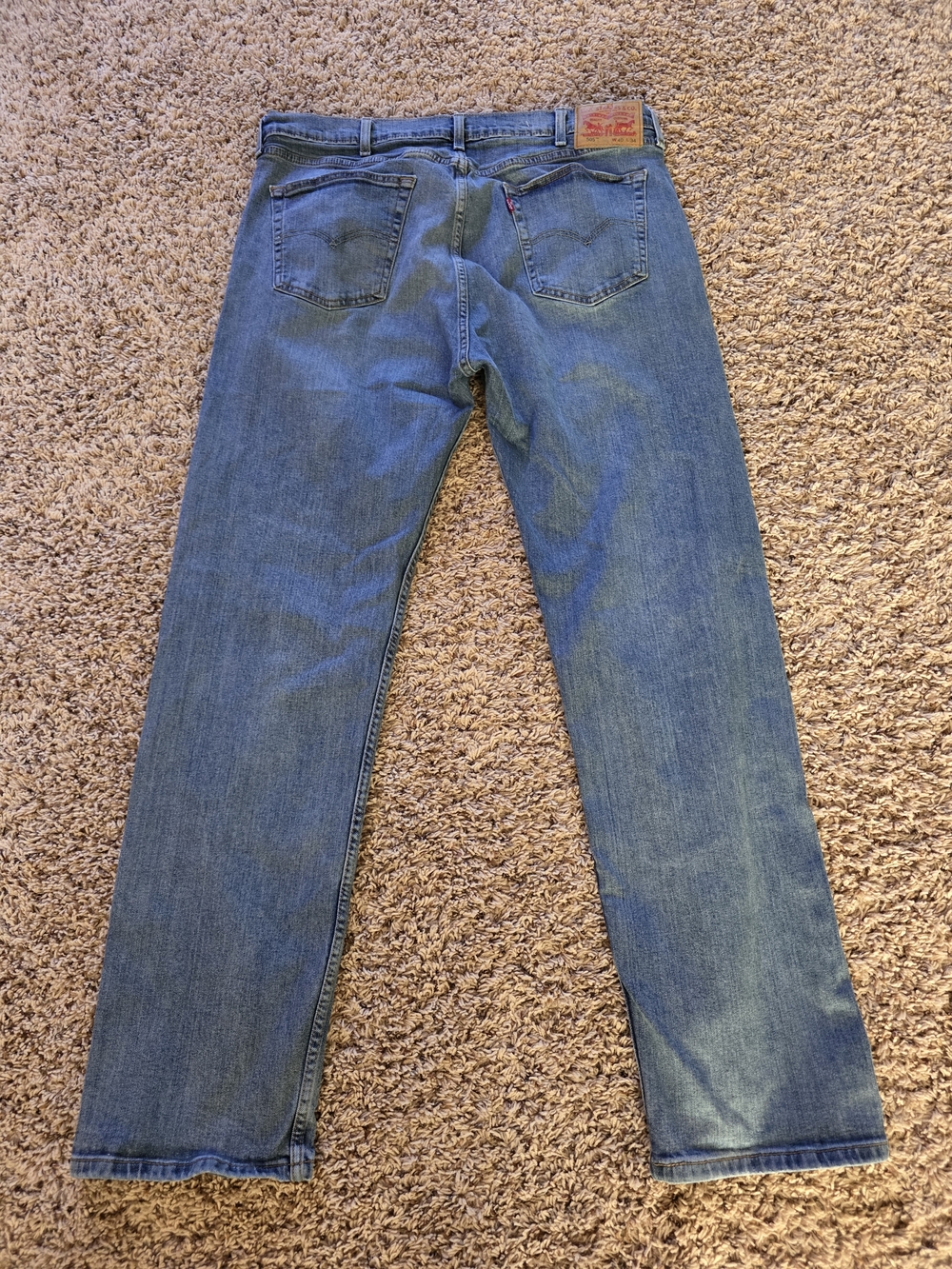 Levi's Men's Light Blue Straight Jeans - Classic Denim